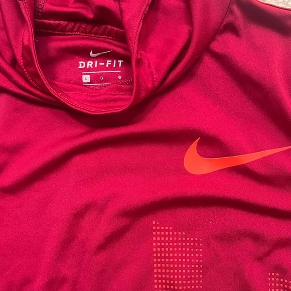 Boys Nike, Reebok, Nautica, and Champion - Lot of shirts/hoodies, various sizes - Picture 4 of 5